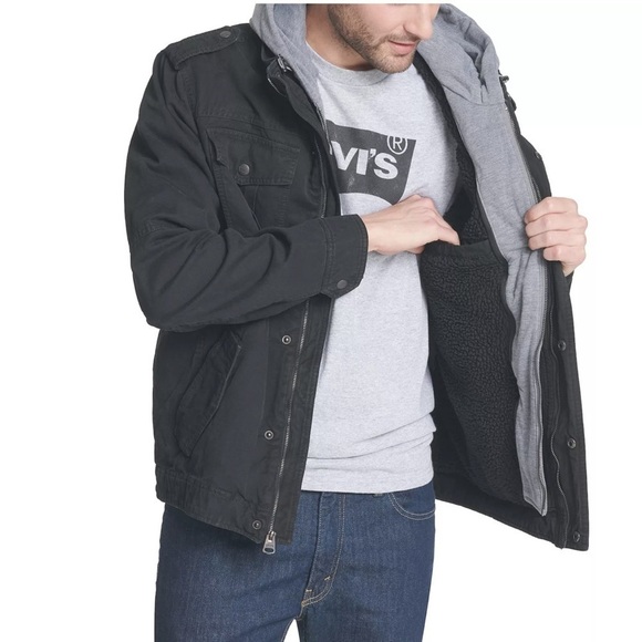 LEVI’S Sherpa Lined Two Pocket Hoooded Trucker Jacket - Picture 2 of 14